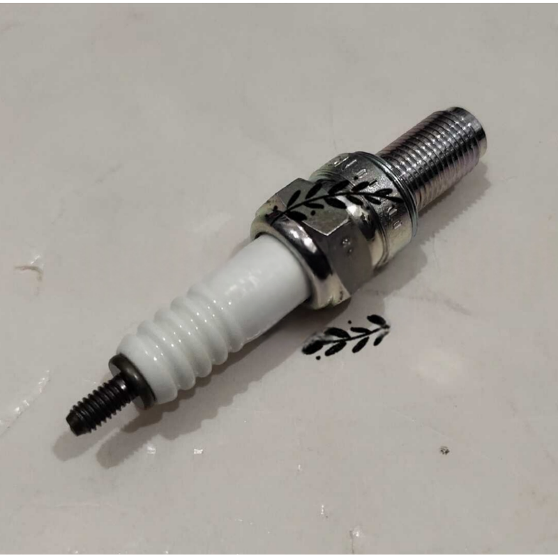 Motorcycle Spark Plug - スパークプラグ ベネリ レオンチーノ500 BJ500 バイク用 イグニッションプラグ