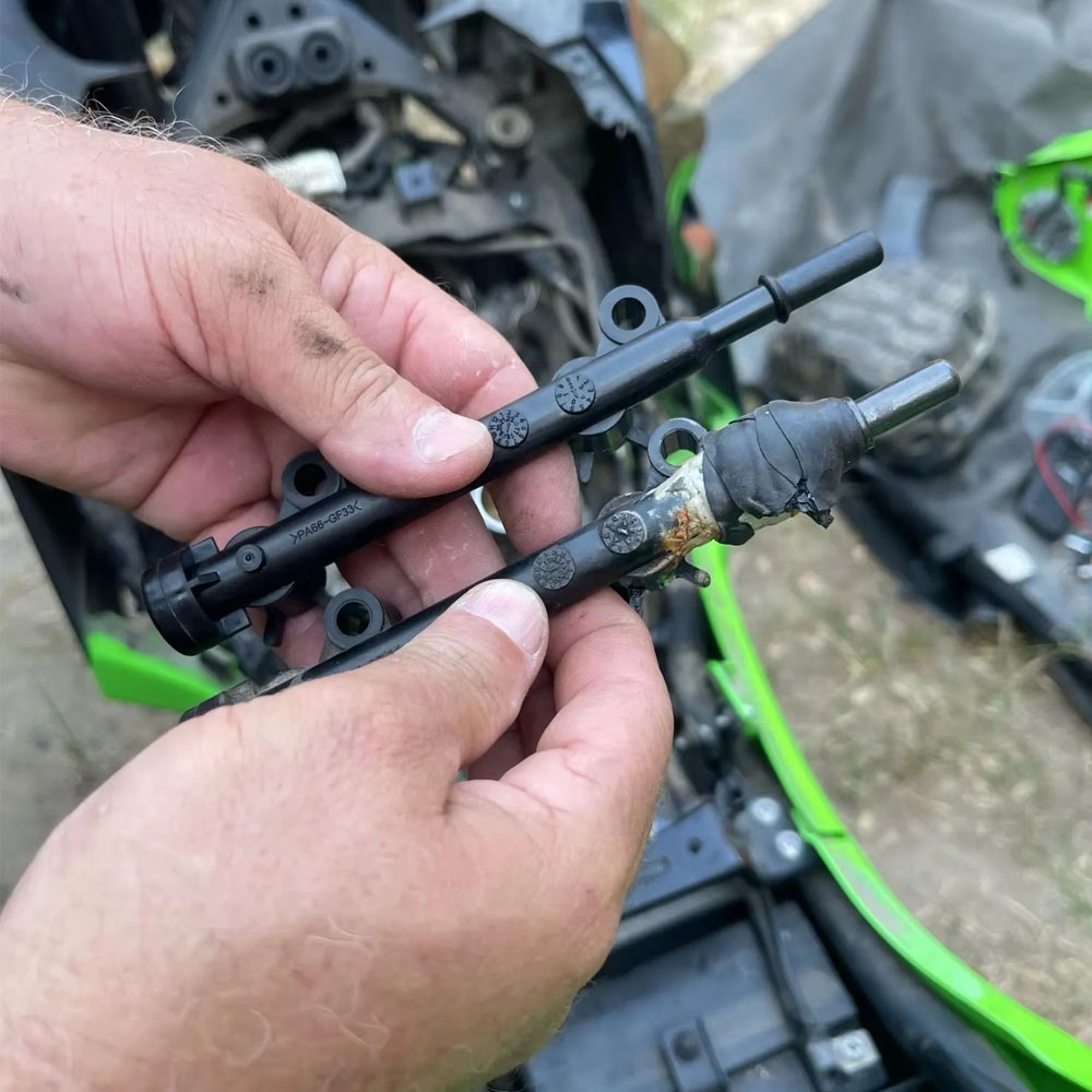 ユニバーサルオートバイカワサキニンジャ 400 Z400 燃 - Motorcycle Oil Filter のレビューと価格