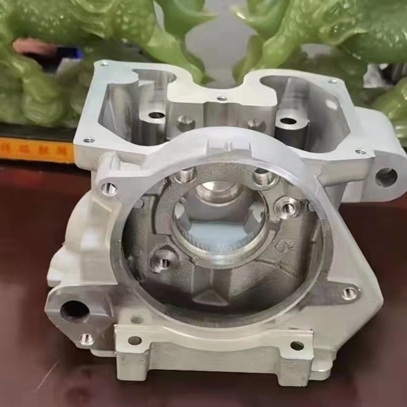 売れ筋商品 LC135 Y15 バイク用シリンダーヘッド - Motorcycle Cylinder のレビューと価格