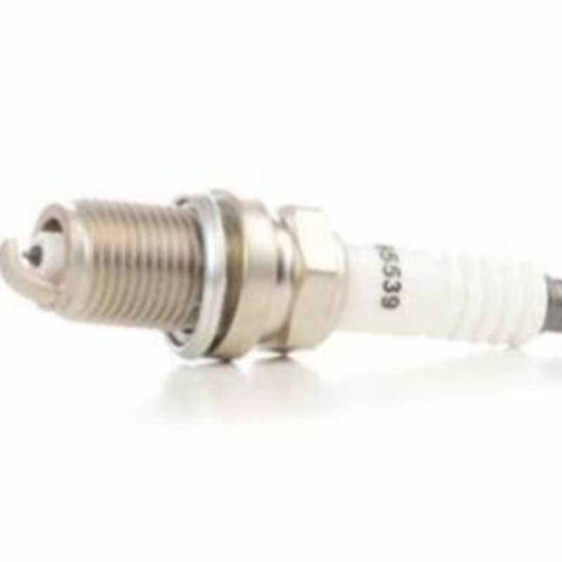 自動車およびオートバイ用ニッケル合金スパークプラグ A004 - Motorcycle Spark Plug のレビューと価格