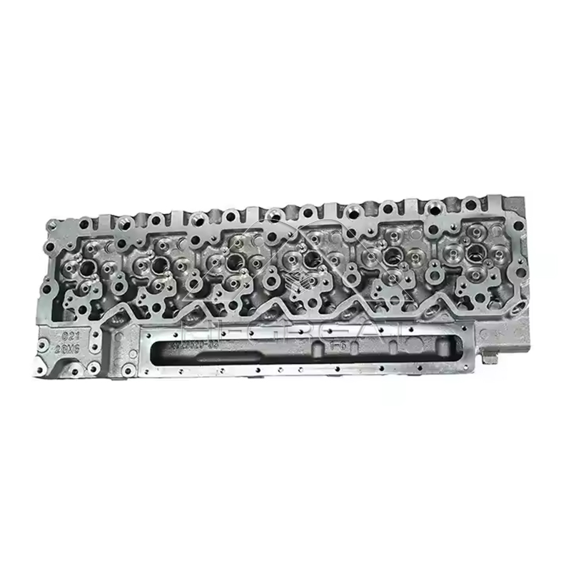 エンジン部品 ISLE 6L シリンダーブロックヘッド 53 - Engine Cylinder Head のレビューと価格